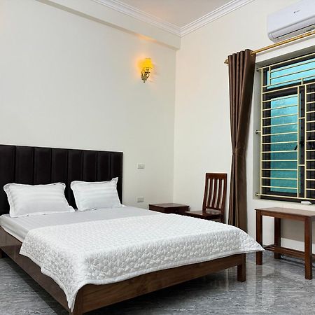 Hotel Minh Thang Nho Quan エクステリア 写真